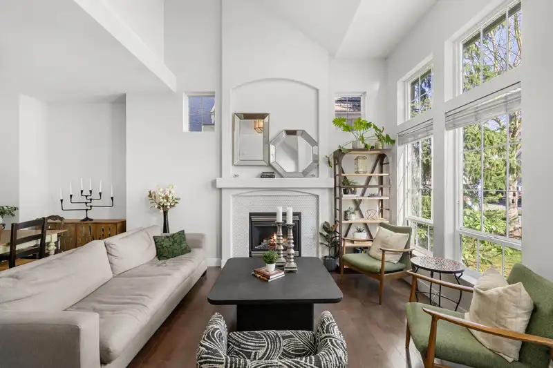 3459 152B STREET - photo 3 of 40