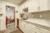 205 1740 SOUTHMERE CRESCENT - thumbnail 13