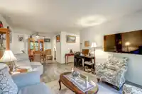 205 1740 SOUTHMERE CRESCENT - thumbnail 5