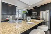 31 2925 KING GEORGE BOULEVARD - thumbnail 3