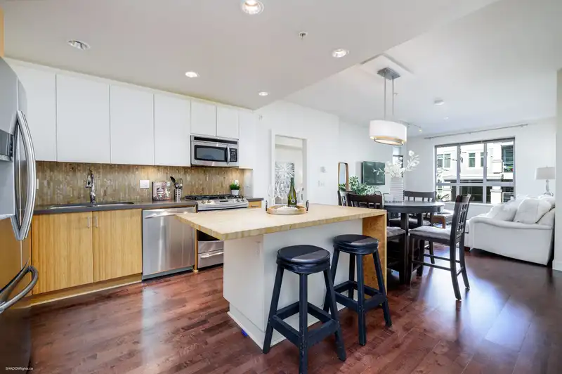 214 15428 31 AVENUE - photo 4 of 24