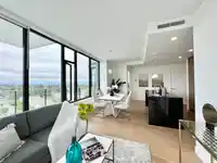 1406 1588 JOHNSTON ROAD - thumbnail 4