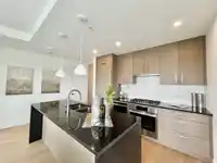 1406 1588 JOHNSTON ROAD - thumbnail 5