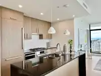 1406 1588 JOHNSTON ROAD - thumbnail 6