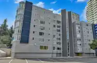 502 15111 RUSSELL AVENUE - thumbnail 1