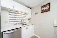 502 15111 RUSSELL AVENUE - thumbnail 5