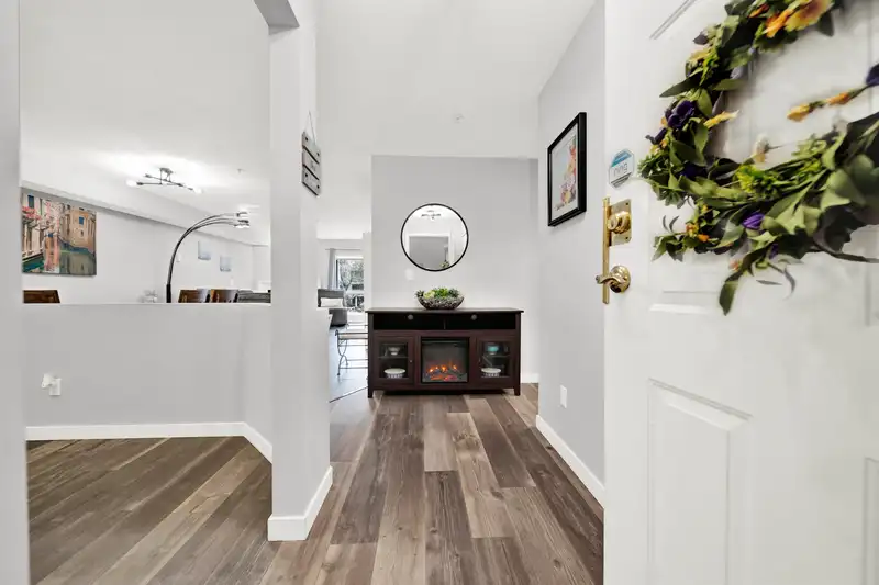 412 15150 29A AVENUE - photo 3 of 37