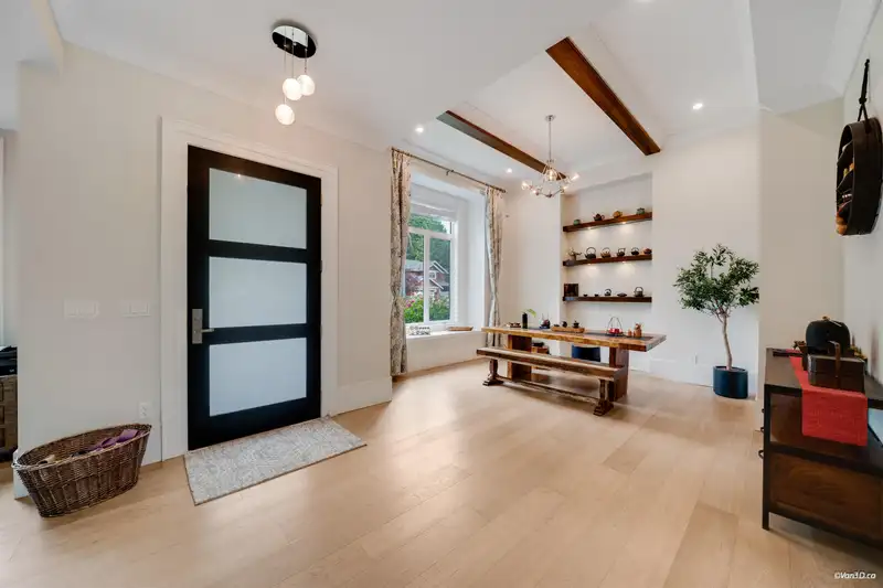 12654 27A AVENUE - photo 2 of 33