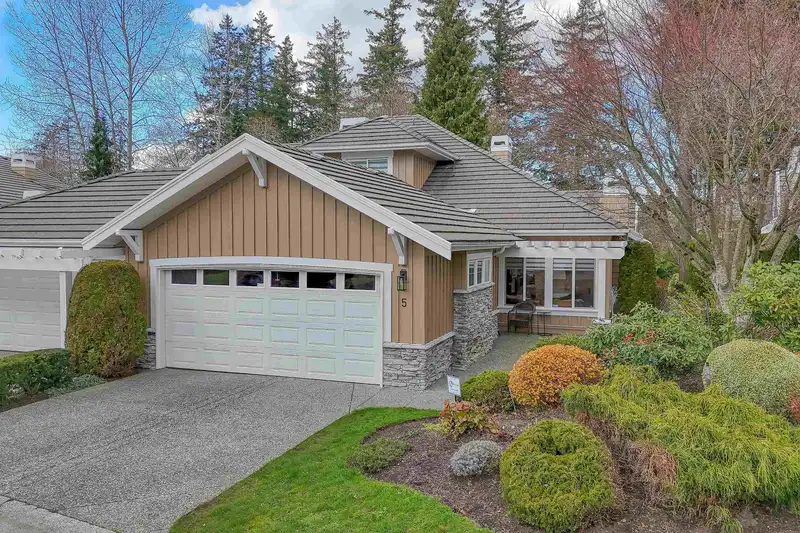 5 18088 8 AVENUE - photo 1 of 40