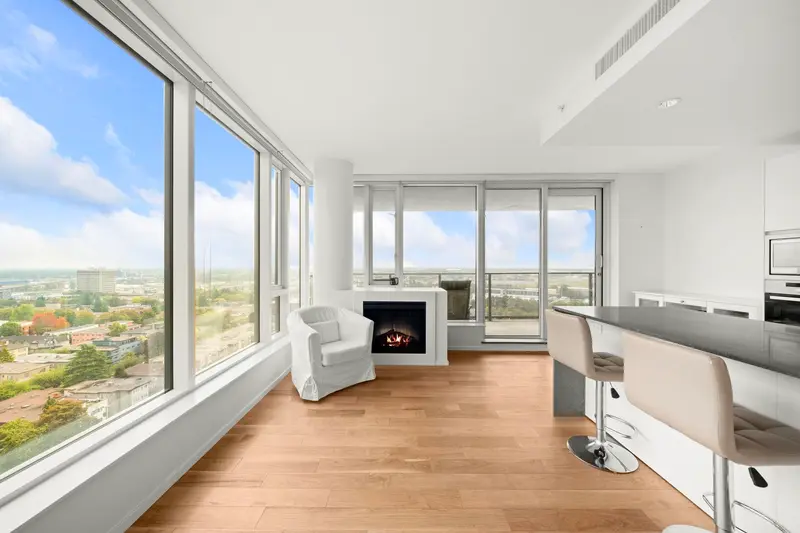 1808 8555 GRANVILLE STREET - photo 3 of 25