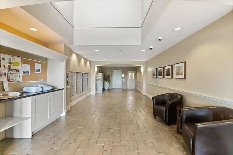 429 19673 MEADOW GARDENS WAY - photo 3 of 25