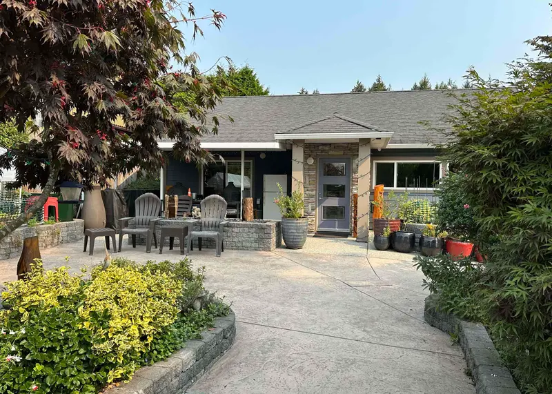 6166 NORWEST BAY ROAD - photo 2 of 25