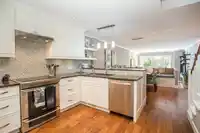 3 15161 PROSPECT AVENUE - thumbnail 3