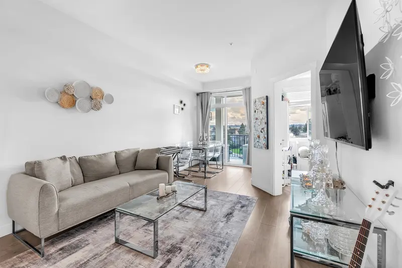 410 20696 EASTLEIGH CRESCENT - photo 3 of 22