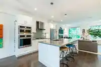 21 15885 16 AVENUE - thumbnail 9