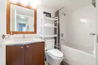 203 2950 KING GEORGE BOULEVARD - thumbnail 17