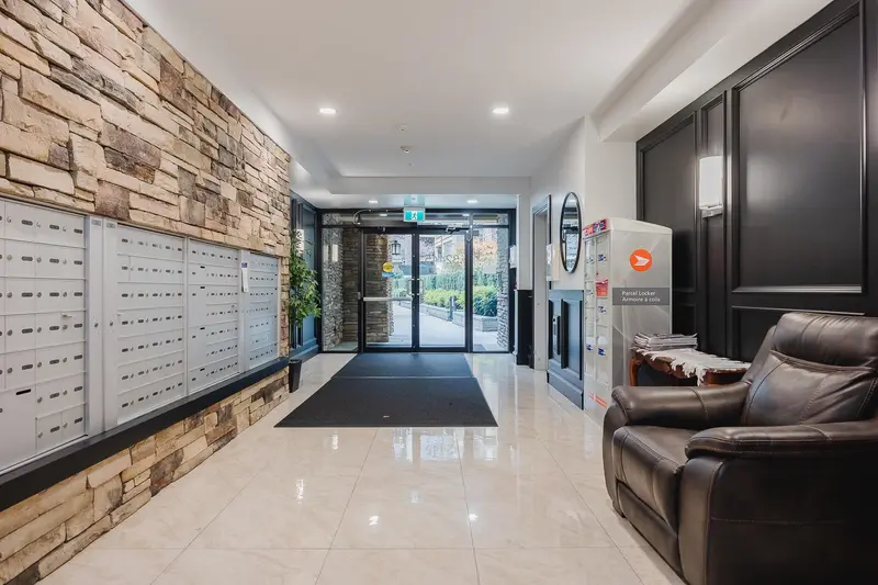 620 32445 SIMON AVENUE - photo 4 of 25