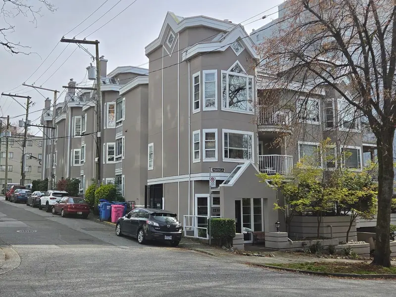 202 1280 NICOLA STREET - photo 1 of 25