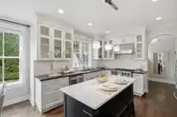 927 163 STREET - thumbnail 7