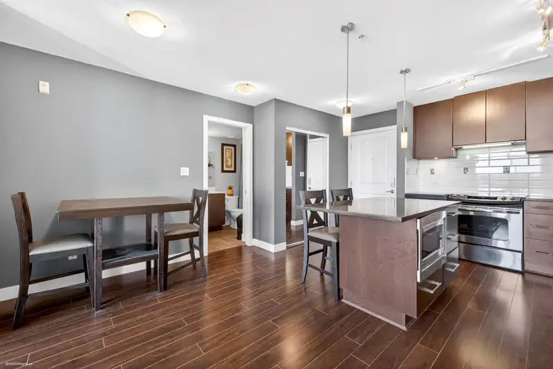 456 15850 26 AVENUE - photo 4 of 25