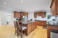 13757 20A AVENUE - thumbnail 8