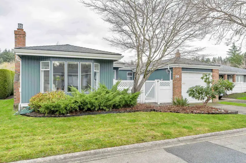 114 14271 18A AVENUE - photo 2 of 25