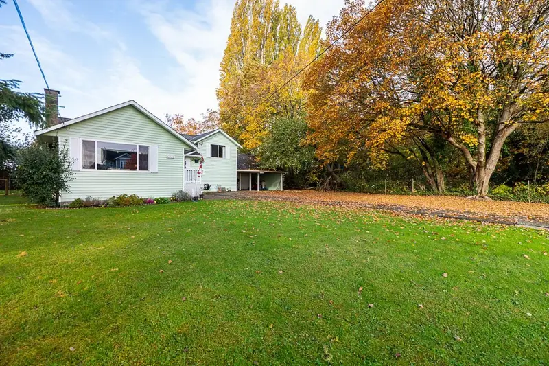 13151 NO 3 ROAD - photo 1 of 25