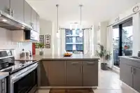 302 1550 MARTIN STREET - thumbnail 14