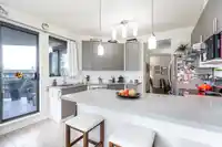 302 1550 MARTIN STREET - thumbnail 15