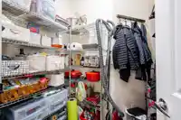 302 1550 MARTIN STREET - thumbnail 33