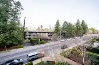 302 1550 MARTIN STREET - thumbnail 38