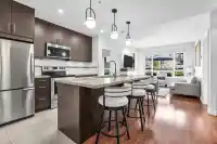 223 2970 KING GEORGE BOULEVARD - thumbnail 3