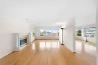 13395 14 AVENUE - thumbnail 4