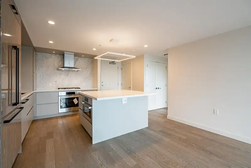 804 1526 FINLAY STREET - photo 3 of 24