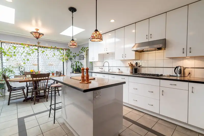 12250 AGAR STREET - photo 3 of 34