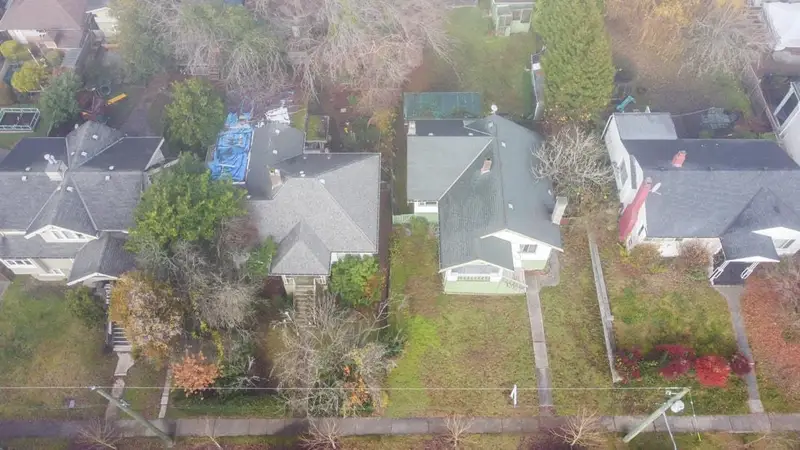 442 W 14TH STREET - photo 3 of 5