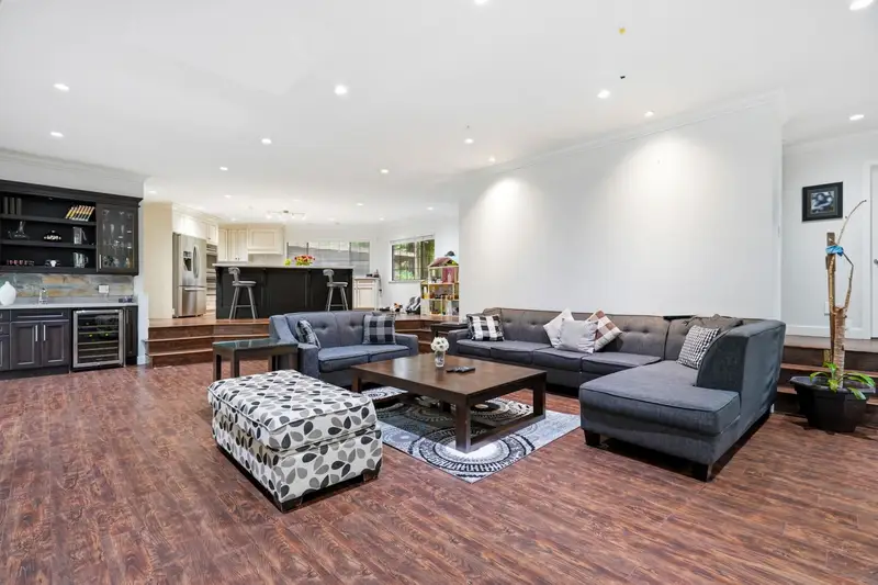 2890 202 STREET - photo 4 of 25