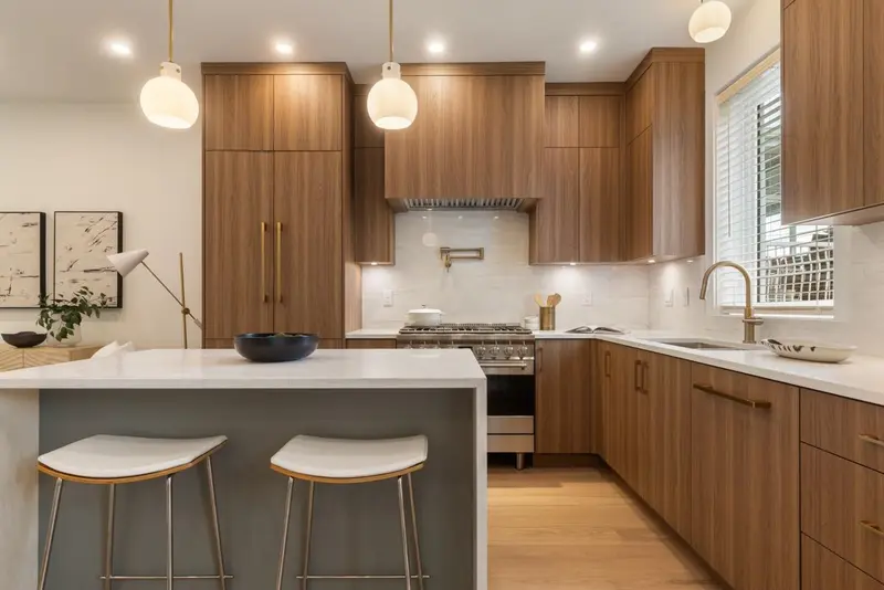 2049 E 4TH AVENUE - photo 2 of 25