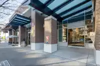 1109 1441 JOHNSTON ROAD - thumbnail 2