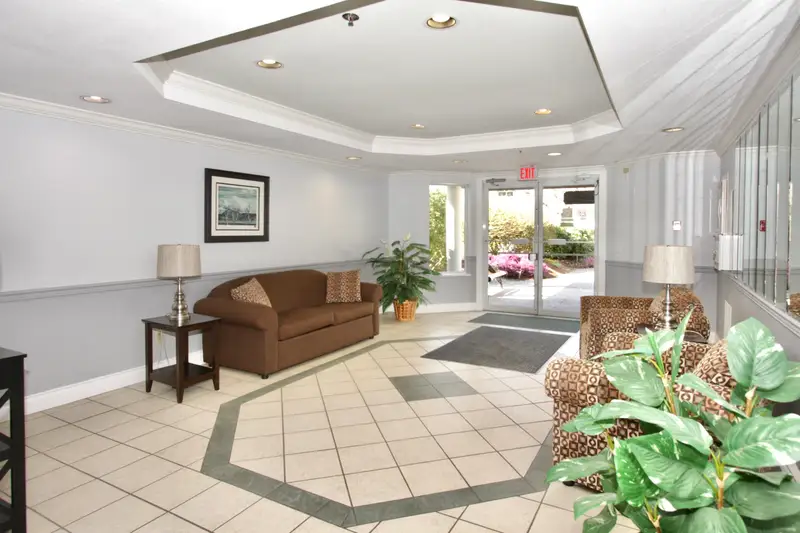 106 2451 GLADWIN ROAD - photo 3 of 25