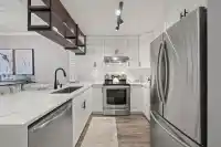 308 15368 16A AVENUE - thumbnail 2