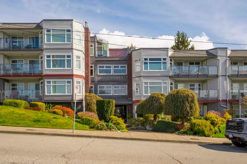 308 1220 FIR STREET - photo 1 of 40
