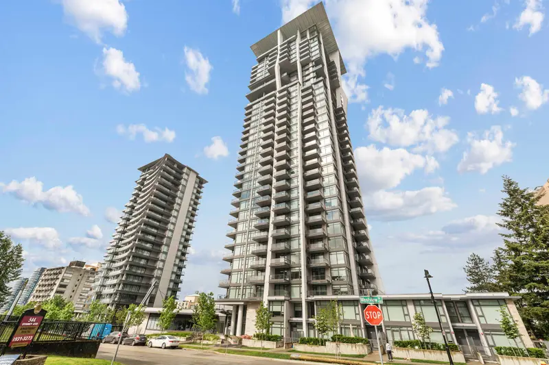 1301 450 WESTVIEW STREET - photo 1 of 25