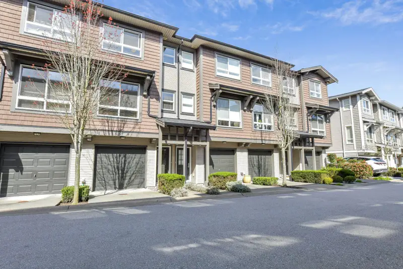 53 2729 158 STREET - photo 2 of 25