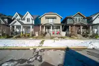 16481 25A AVENUE - thumbnail 2