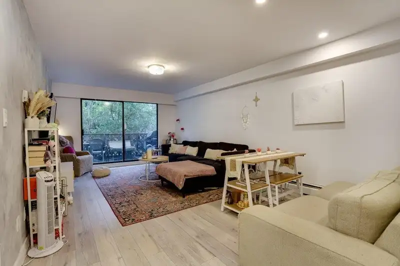 105 1544 FIR STREET - photo 2 of 20