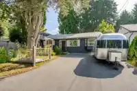 1446 128A STREET - thumbnail 1