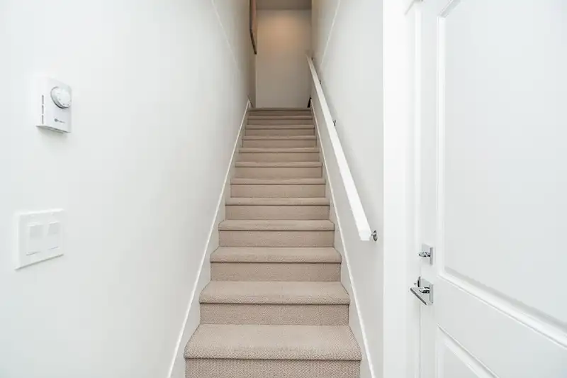 57 16433 19 AVENUE - photo 4 of 28