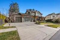 1658 135B STREET - thumbnail 2