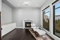 1658 135B STREET - thumbnail 5